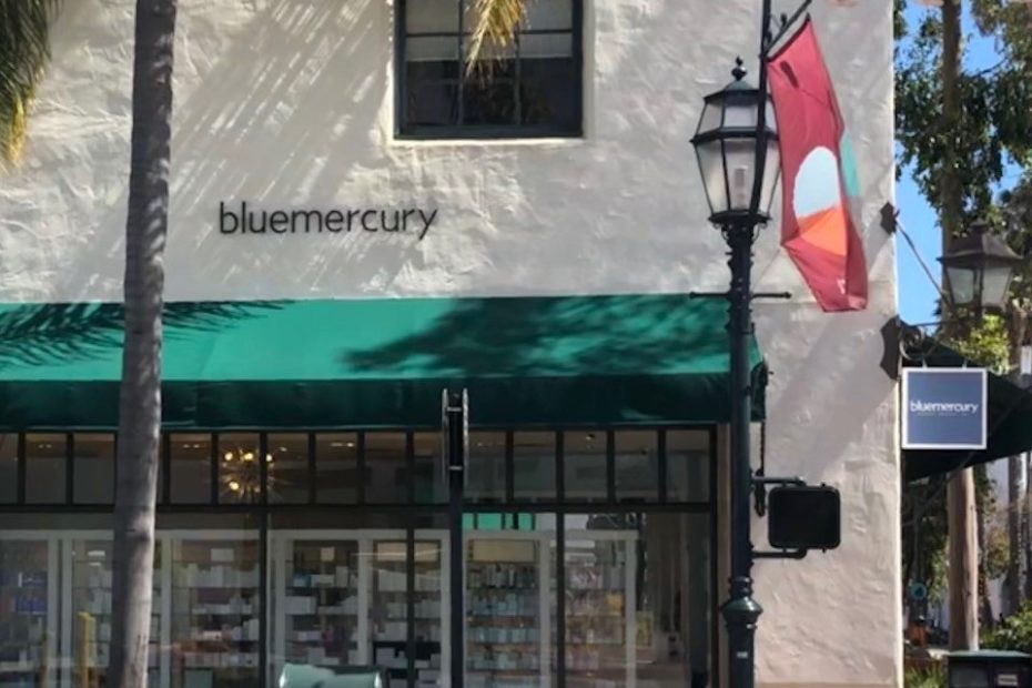 The side of a Bluemercury store.